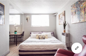 Beautiful Apartment in the heart of Koreatown!